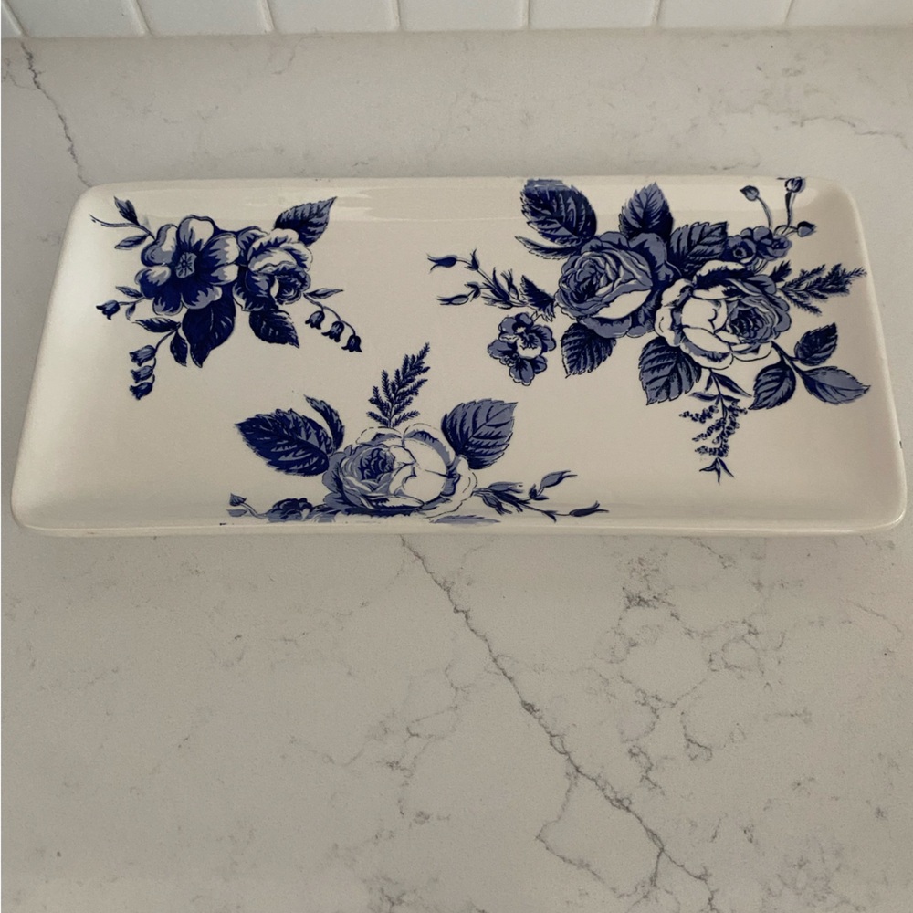 Blue Rose Toile Sandwich Plate